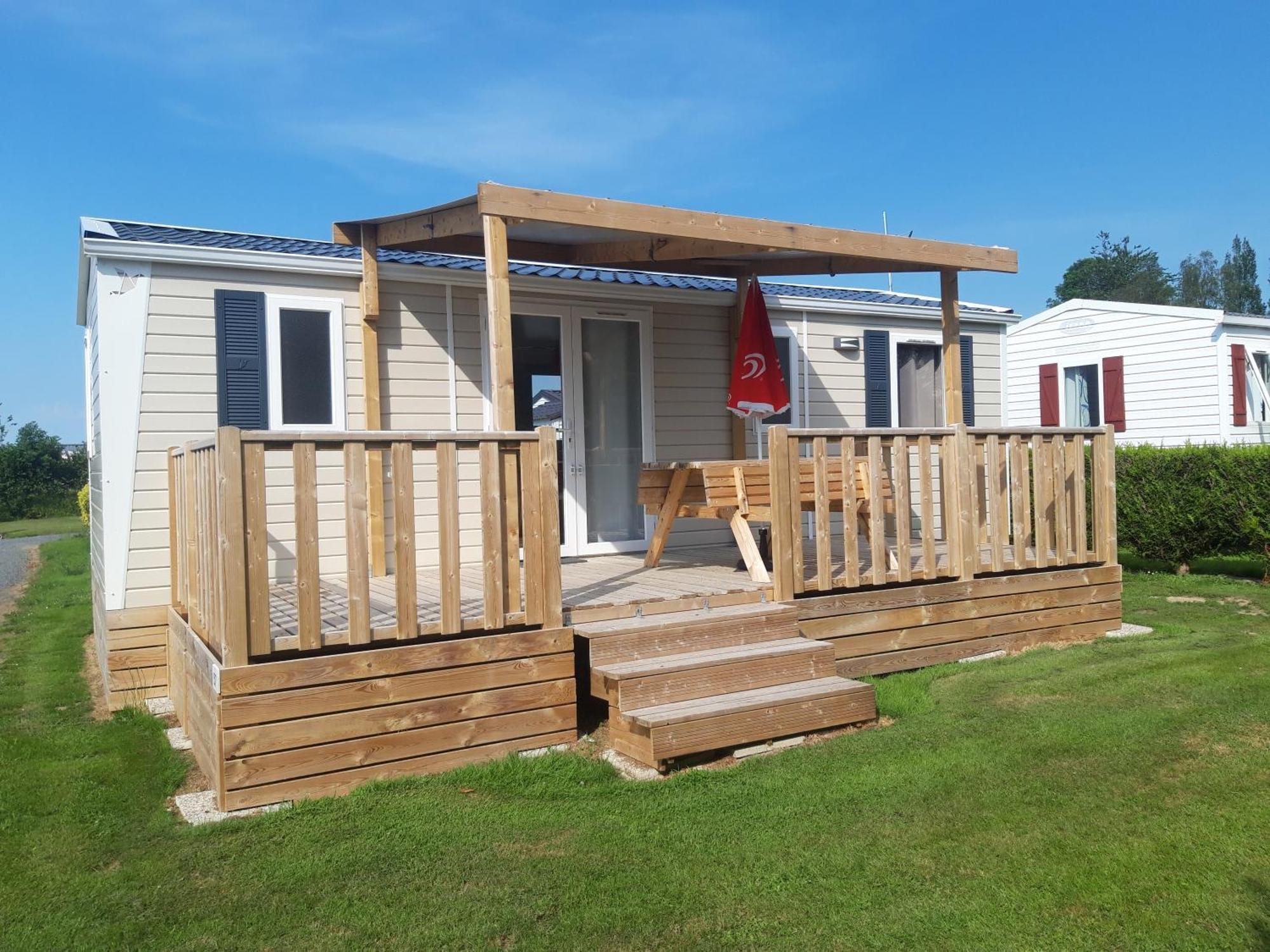 Camping Le Clos De Balleroy Eksteriør billede